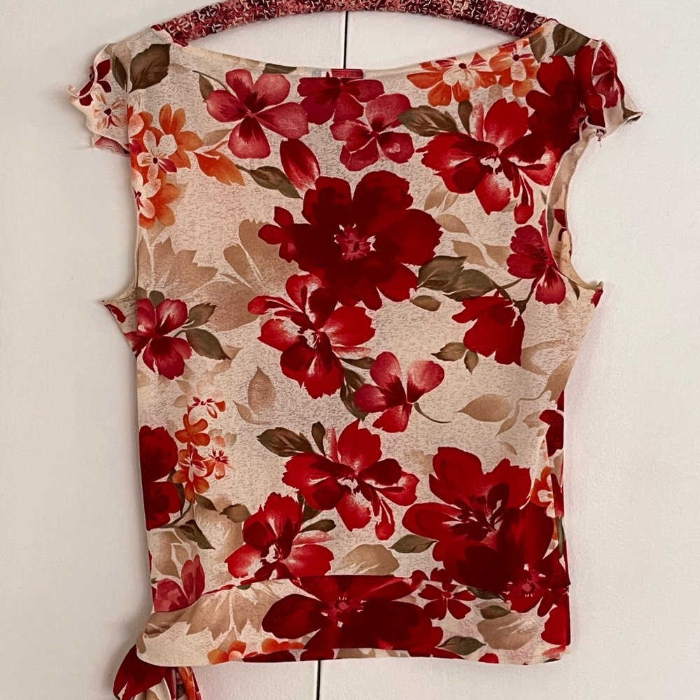 Floral Red and Cream Women's Top
